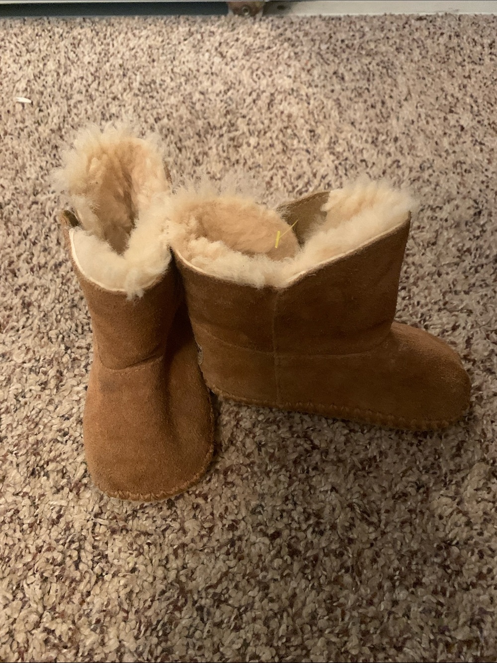 UGG Classic Short Suede Toddler Boots in Chestnut Brown 4/5